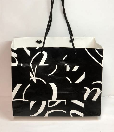 Saks Fifth Avenue shopping bag